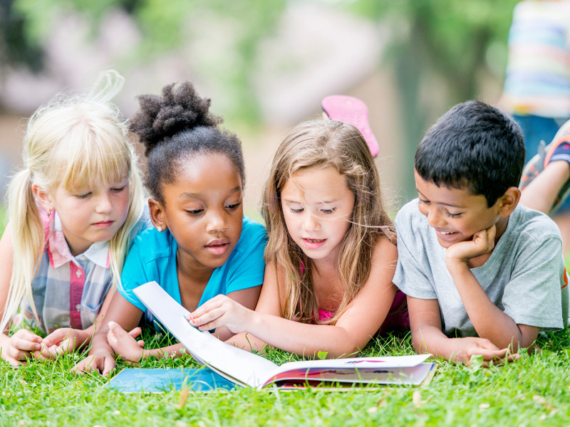 children-reading-a-book